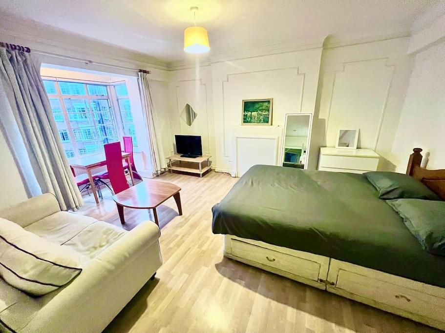 לונדון King-Sized Studio, 6Th Floor + Lift, Regent'S Park מראה חיצוני תמונה